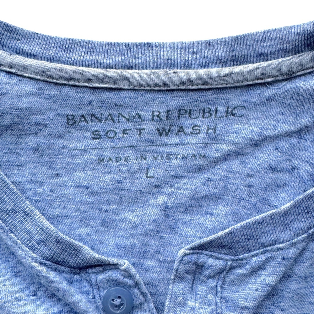 BANANA REPUBLIC Blue Soft Wash Long Sleeve Henley – Size L - Picture 3 of 5